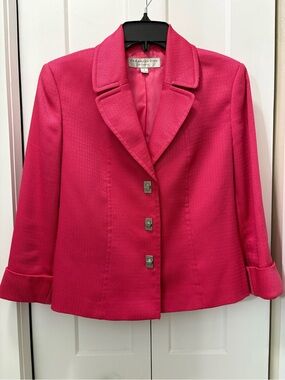 Tahari Levine Studio Hot Pink Textured Tailored‎ Jacket size 8